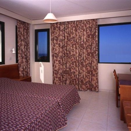 Isaac Aparthotel Pernera المظهر الخارجي الصورة
