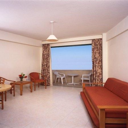 Isaac Aparthotel Pernera المظهر الخارجي الصورة