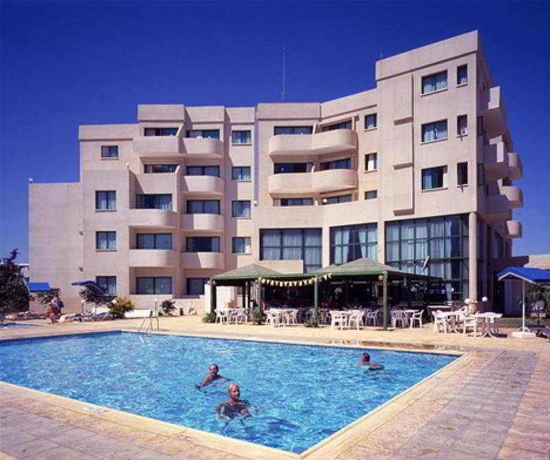 Isaac Aparthotel Pernera المظهر الخارجي الصورة